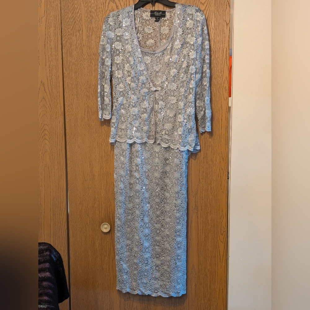 Chic Silver Sequined Lace Dress with Jacket